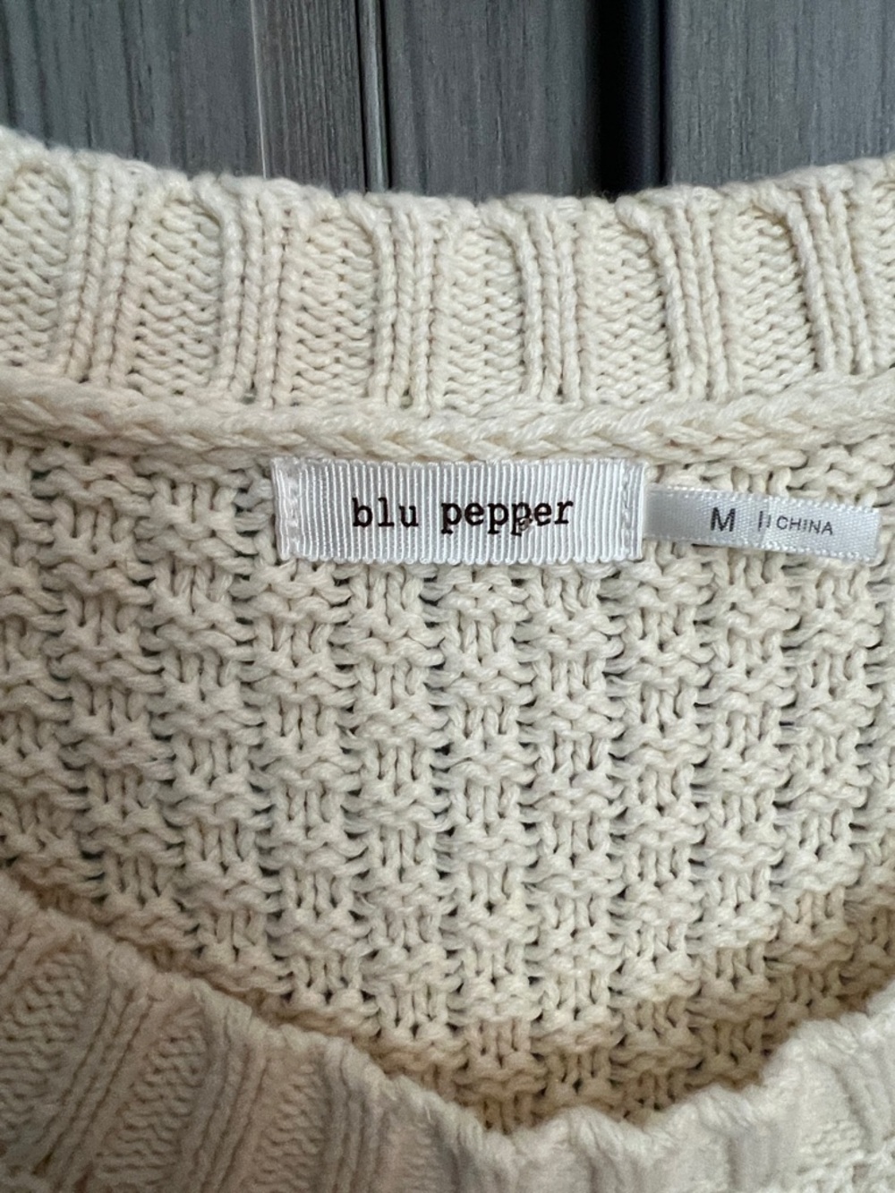 NEW! Anthropologie BLU PEPPER fringed sleeve ivory relaxed fit beach sweater M - Picture 3 of 9